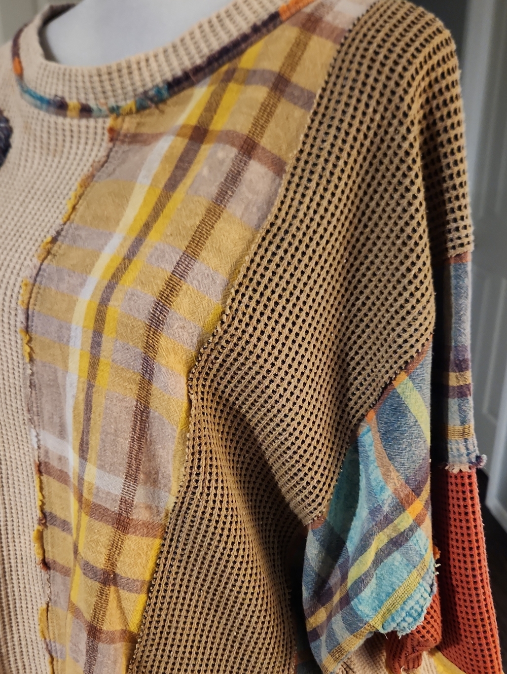 Olie & Hali Waffle Distressed Mixed Print Oversized Shirt - Picture 5 of 6
